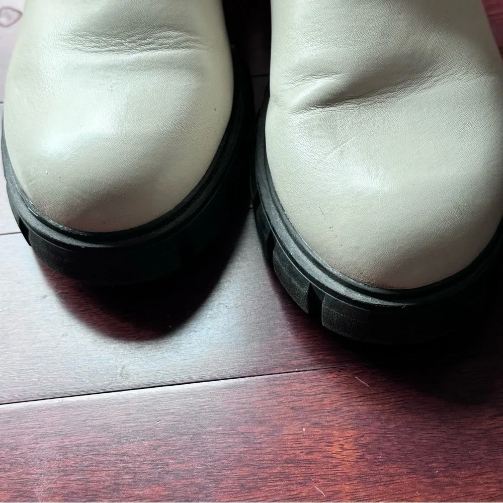 Chunky Chelsea Ankle Boots with Jewel Strap – Cream Pull On by Steve Madden 9.5 - Picture 4 of 7